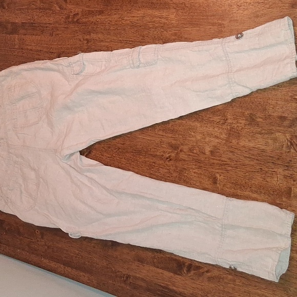 Chico's 100% Linen Cropped Rolled Light weight Cargo pants Lagenollk 2/Large - Picture 7 of 9